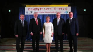 「第6回世界オピニオンリーダーズサミット」英・豪・加元首相の基調講演